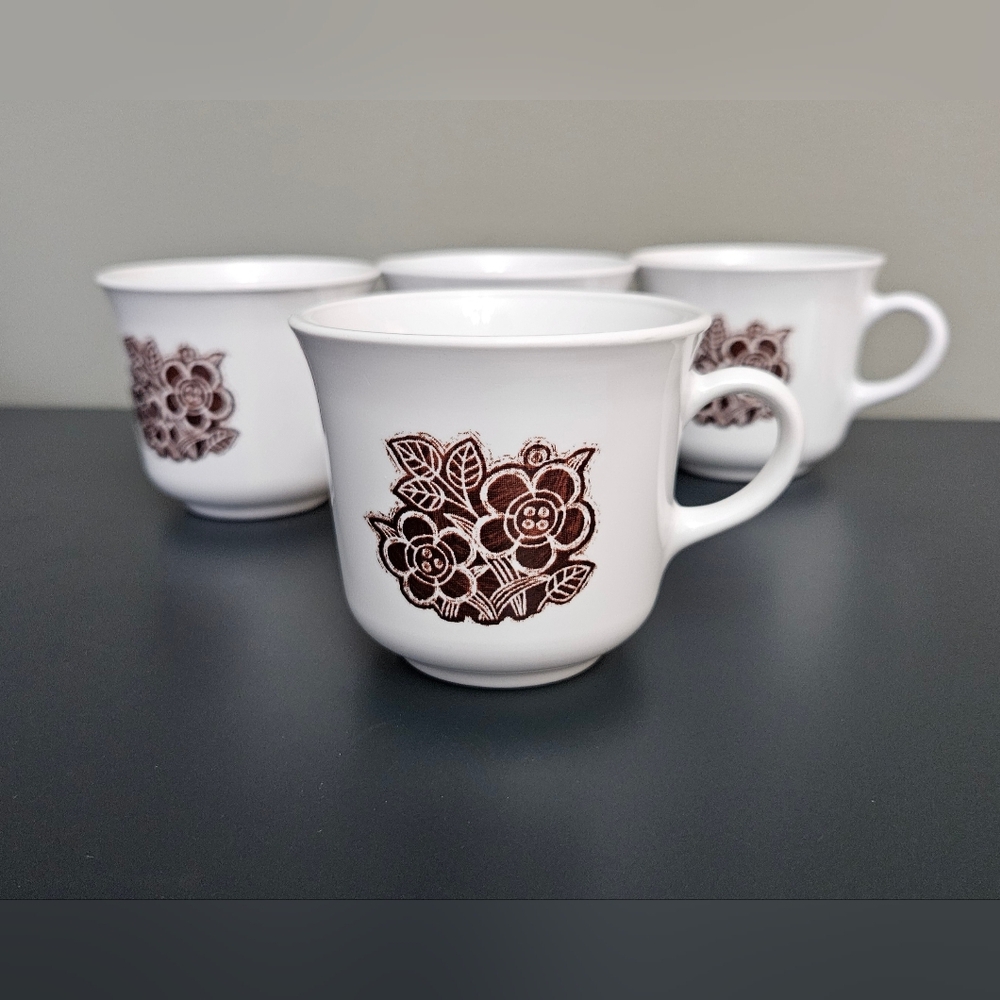 Set of 4 Corelle Batik coffee cups Excellent condition 1970's Vintage